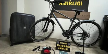 Kuşadası’nda hırsızlar polise yakalandı