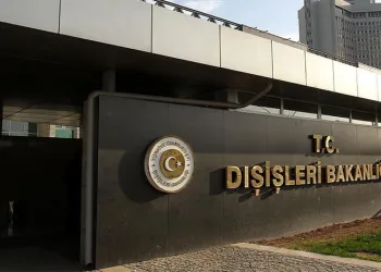 İsveç’ten skandal onay! Kur’an-ı Kerim yakılmasına izin