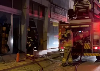 Tatlı imalathanesinde tüp patladı