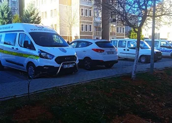 Tartıştığı husumetlisini sırtından bıçakladı