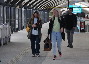 Kağıthane-İstanbul Havalimanı Metrosu yolcu taşımaya başladı