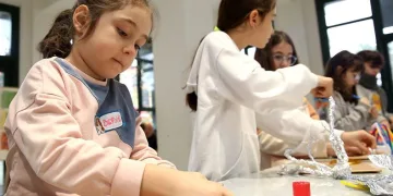 Hem öğreniyor hem de eğleniyorlar