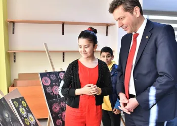 Bilgi Evi Öğrencilerinden Renkli Sergi