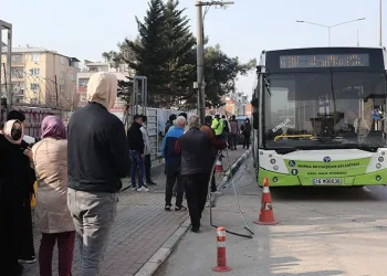 Otobüsteki durak geçme kavgası kazaya sebep oldu