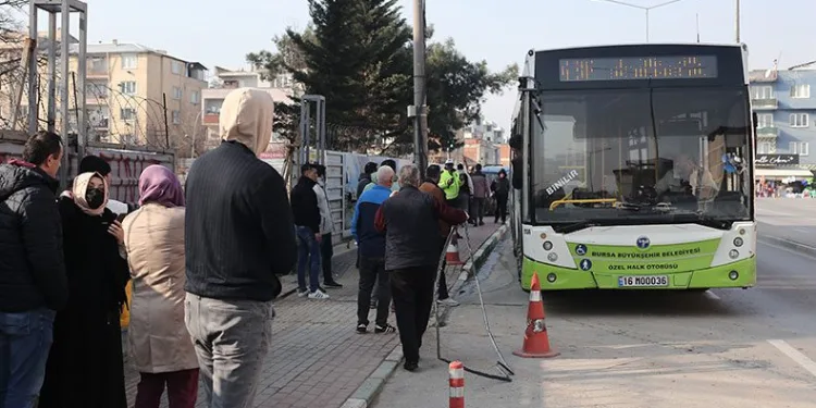 Otobüsteki durak geçme kavgası kazaya sebep oldu