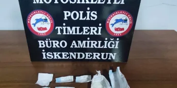 Hatay’da uyuşturucu tacirleri yakalandı
