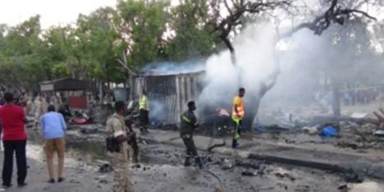 Somali’de çifte patlama: 9 ölü