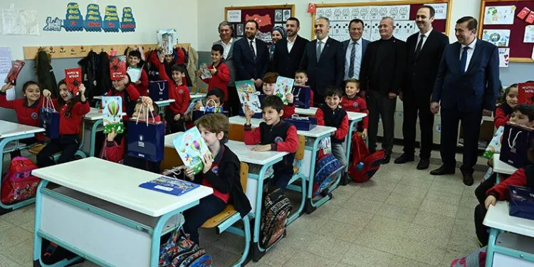 Bursa’da 660 bin öğrencinin karne heyecanı