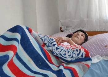 80 yıldır kimliksiz yaşıyor