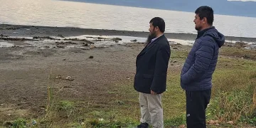 İznik Gölü’nde kaybolan teknelerini arıyorlar