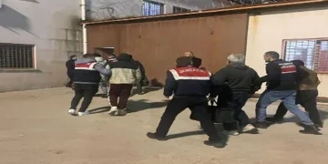 Aranması bulunan 41 şahıs yakalandı