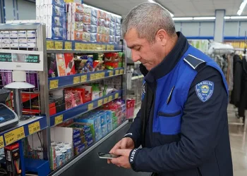 Gemlik’te zabıta market denetiminde