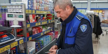 Gemlik’te zabıta market denetiminde