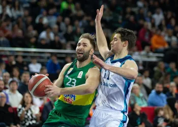 Türk Telekom:84  F.E.Bursaspor:63