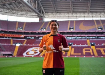 Galatasaray Kadın Futbol Takımı, Li Jiayue ile sözleşme imzaladı