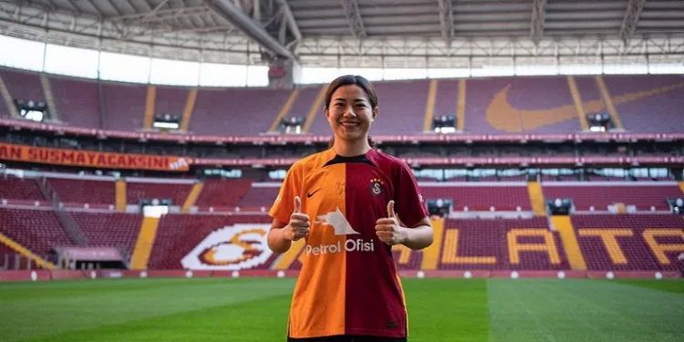 Galatasaray Kadın Futbol Takımı, Li Jiayue ile sözleşme imzaladı