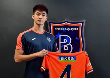 Süper Lig’de ilk defa Çin’li bir futbolcu forma giyecek