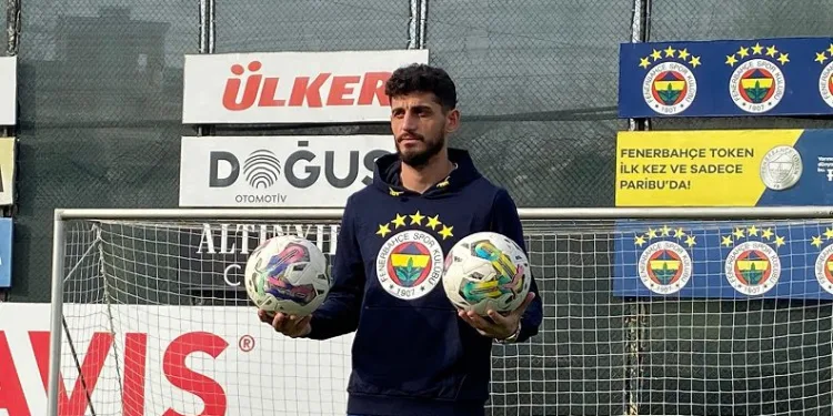 Fenerbahçe’nin yeni transferi Samet Akaydin: “Yurt dışından da teklif geldi, Fenerbahçe’yi tercih ettim”