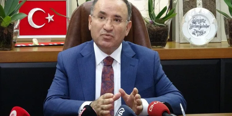 Bakan Bozdağ’dan 6’lı masa eleştirisi
