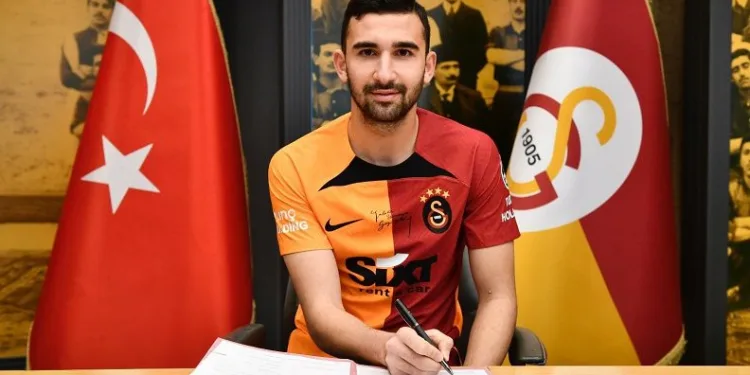 Galatasaray akademiden yetişen Emin Bayram’ın sözleşmesini uzattı