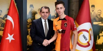Galatasaray, Özgür Baran Aksaka’nın sözleşmesini 2026’ya kadar uzattı