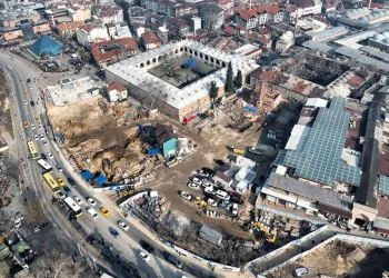 Hanlar Bölgesi’nde zaman tersine akıyor