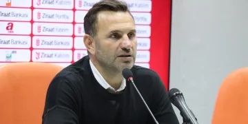 Okan Buruk: “İki kulvarda da hedefimize ulaşacağız”