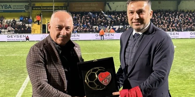 TFF Başkanı Büyükekşi ve beraberindeki heyet, Westerlo – Genk maçını izledi