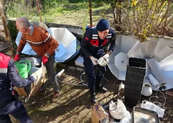 Şüpheli ölüme giden Jandarma, evde uyuşturucu serasıyla karşılaştı