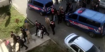 Sakarya’da uyuşturucu operasyonu: 7 tutuklama