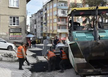 Mustafakemalpaşa’da sıra üstyapıda