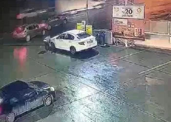 13 günde 6 otomobil çaldı