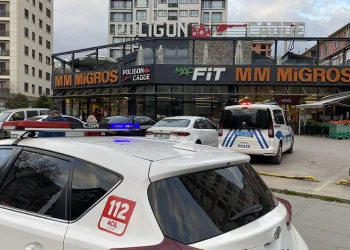 Poligona gelen şahıs kendi kafasına ateş etti