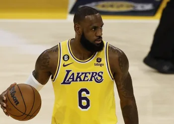 Lebron James’in 46 sayısı galibiyete yetmedi