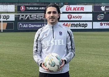 Abdülkadir Ömür: “Yarıştan kopmuş değiliz”