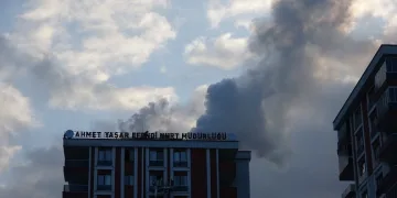 Öğrenci yurdundaki yangın korkuttu
