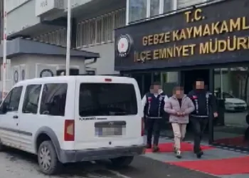 İş yeri hırsızı yakayı ele verdi