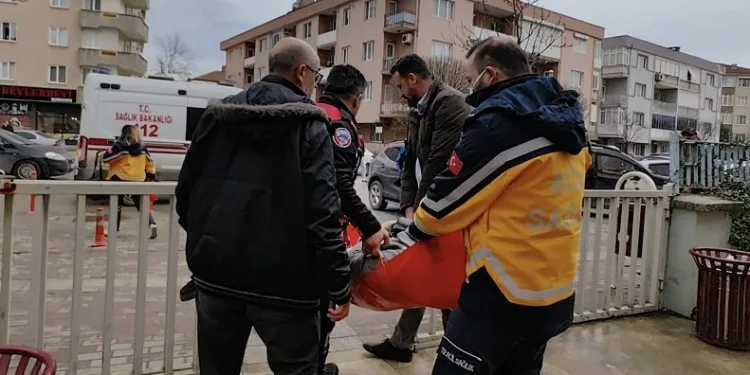 Bursa’da boşanma aşamasındaki koca avukat çifte kurşun yağdırdı