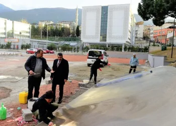 Başkan Yılmaz’dan gençlere skate park