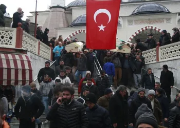 Bursa’da cinayete kurban giden 4 kişi son yolculuklarına uğurlandı