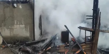 Yalova Esenköy’de baraka yangını