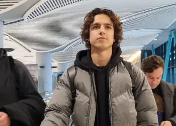 Fenerbahçe’nin yeni transferi Emre Demir İstanbul’a geldi