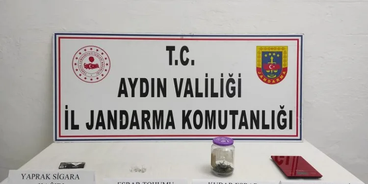 Uyuşturucu taciri jandarmadan kaçamadı