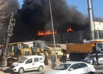 Ankara’da halı fabrikasında yangın