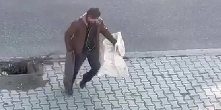 Karabük’te demir kapak hırsızlığı
