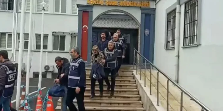 Çeşitli suçlardan hapis cezası bulunan zanlılar yakalandı
