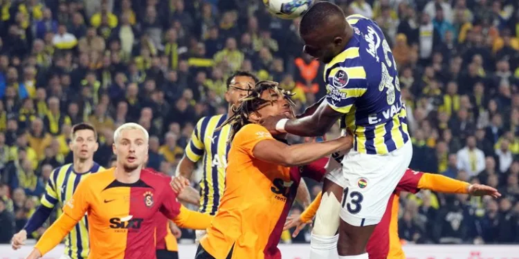 Fenerbahçe’ye ezeli rakibinden ağır yenilgi