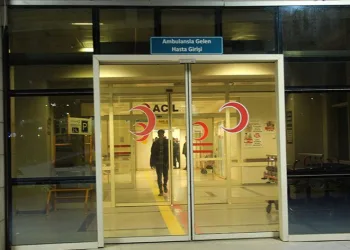 Siirt’te 3 yaşındaki çocuk balkondan düştü