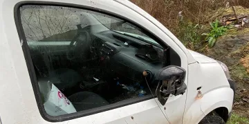 Kız arkadaşına araçta dehşeti yaşattı