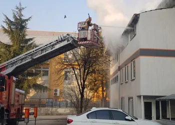 İnegöl’de İlçe Tarım ve Orman Müdürlüğü binasında yangın